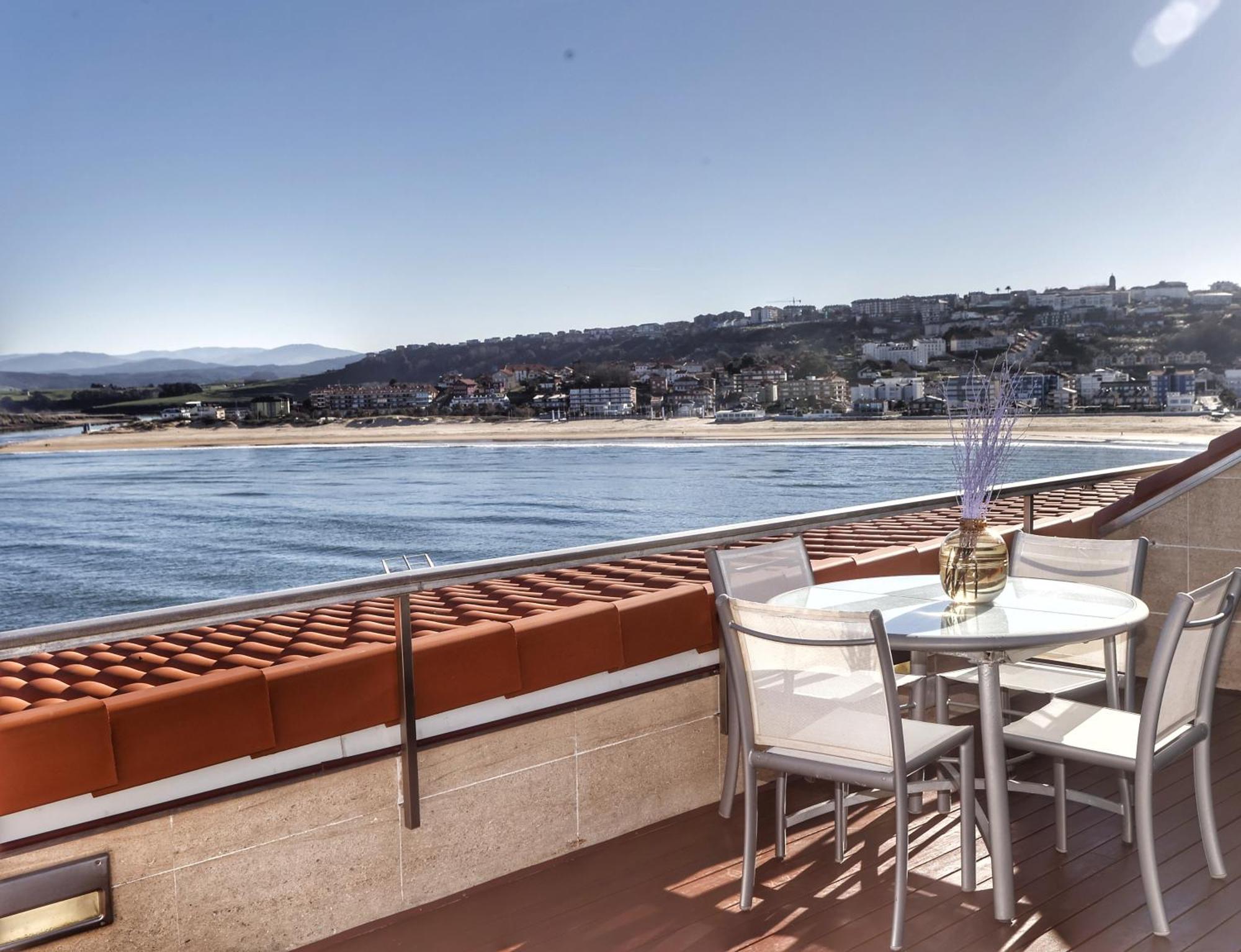 Apartamento Faro De Suances Ngoại thất bức ảnh